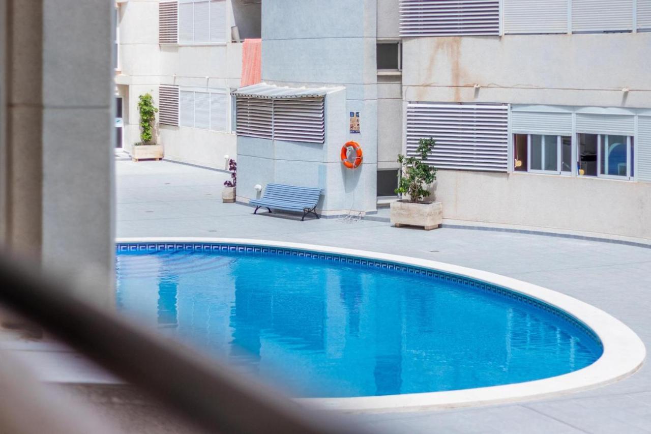 Albamar Apartamento 6 Personas Con Parking Cerca De La Playa Calpe Luaran gambar